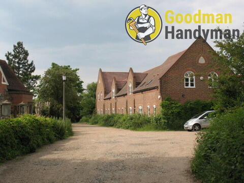 Old Malden KT4 Handyman